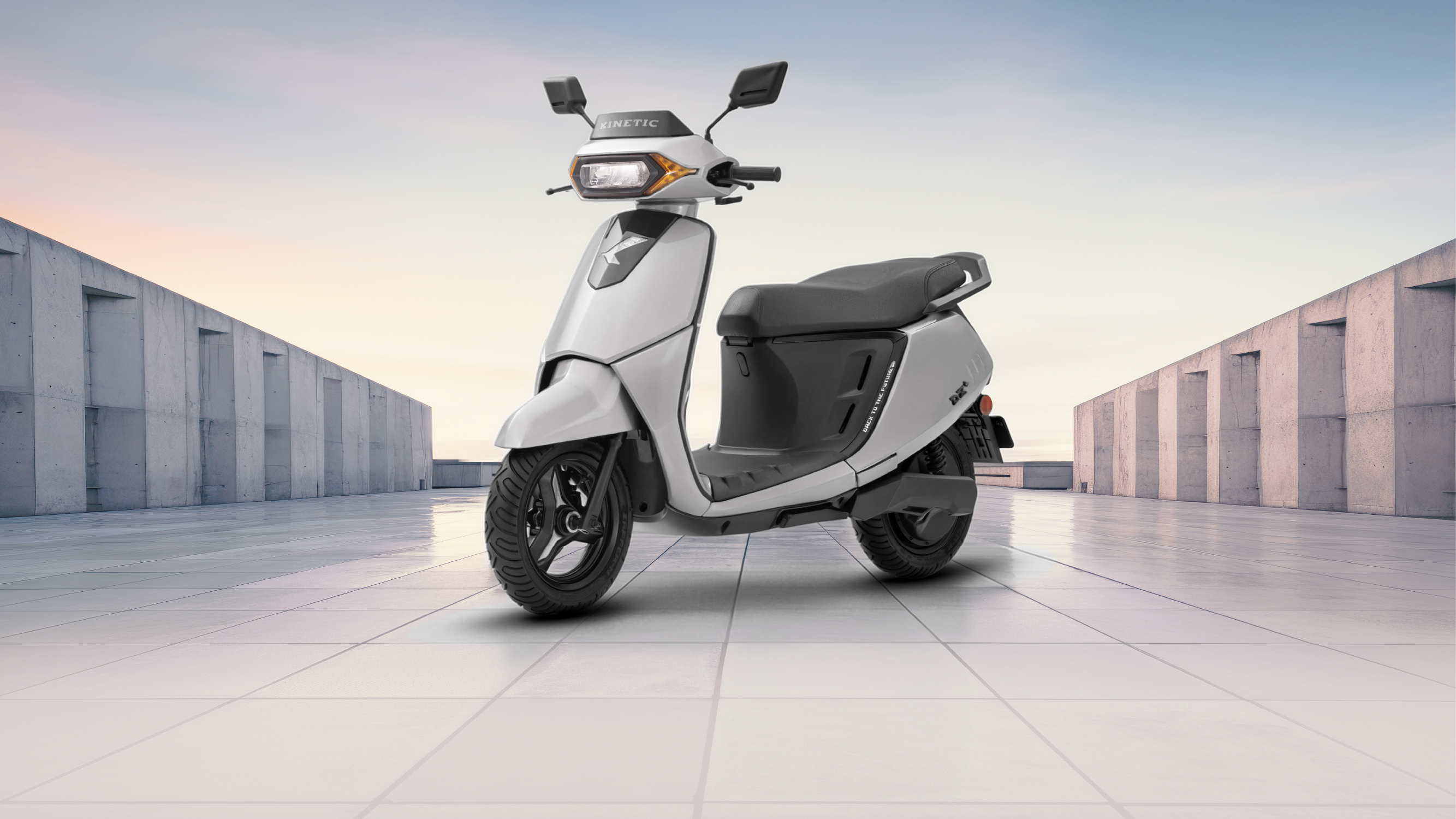 Kinetic EV DX+ Grey
