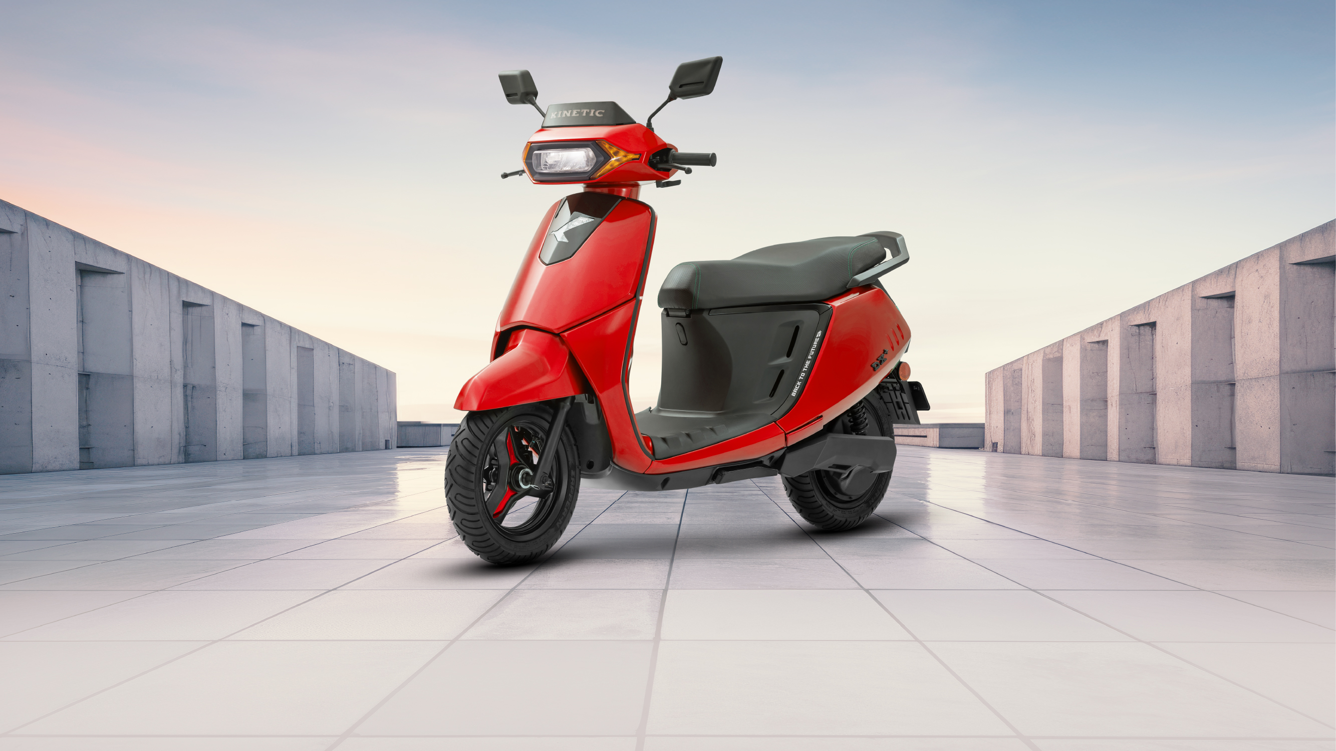 Kinetic EV DX+ Red